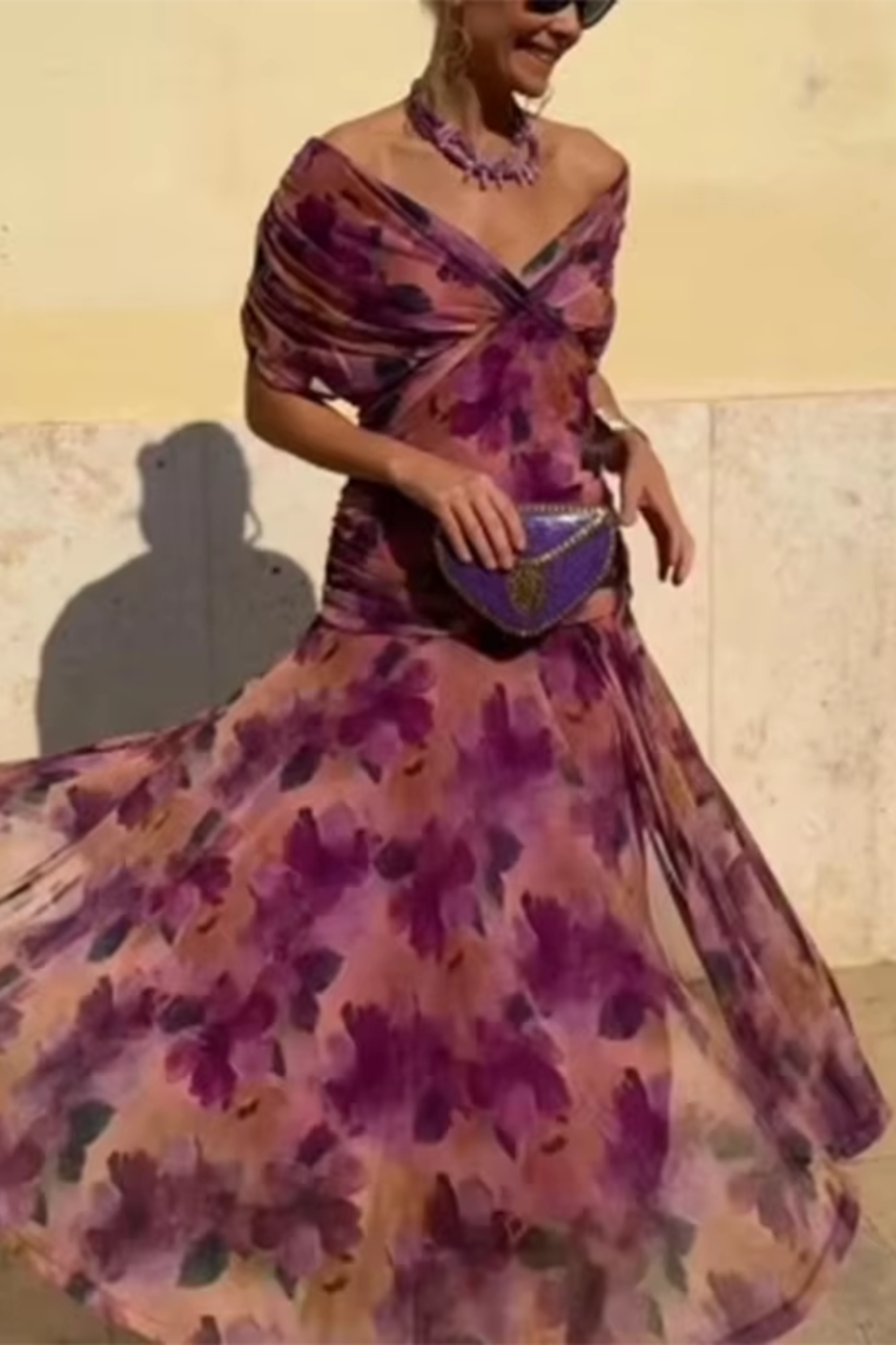 Louise | Elegante Feestjurk met V-hals