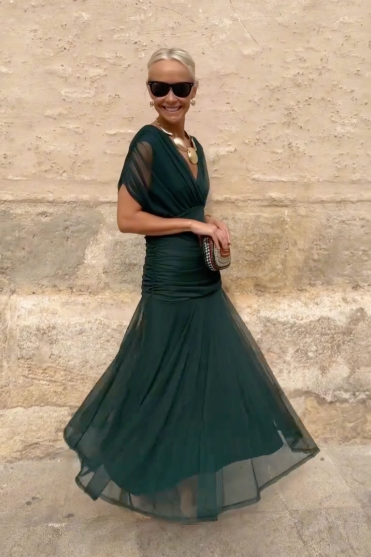 Louise | Elegante Feestjurk met V-hals