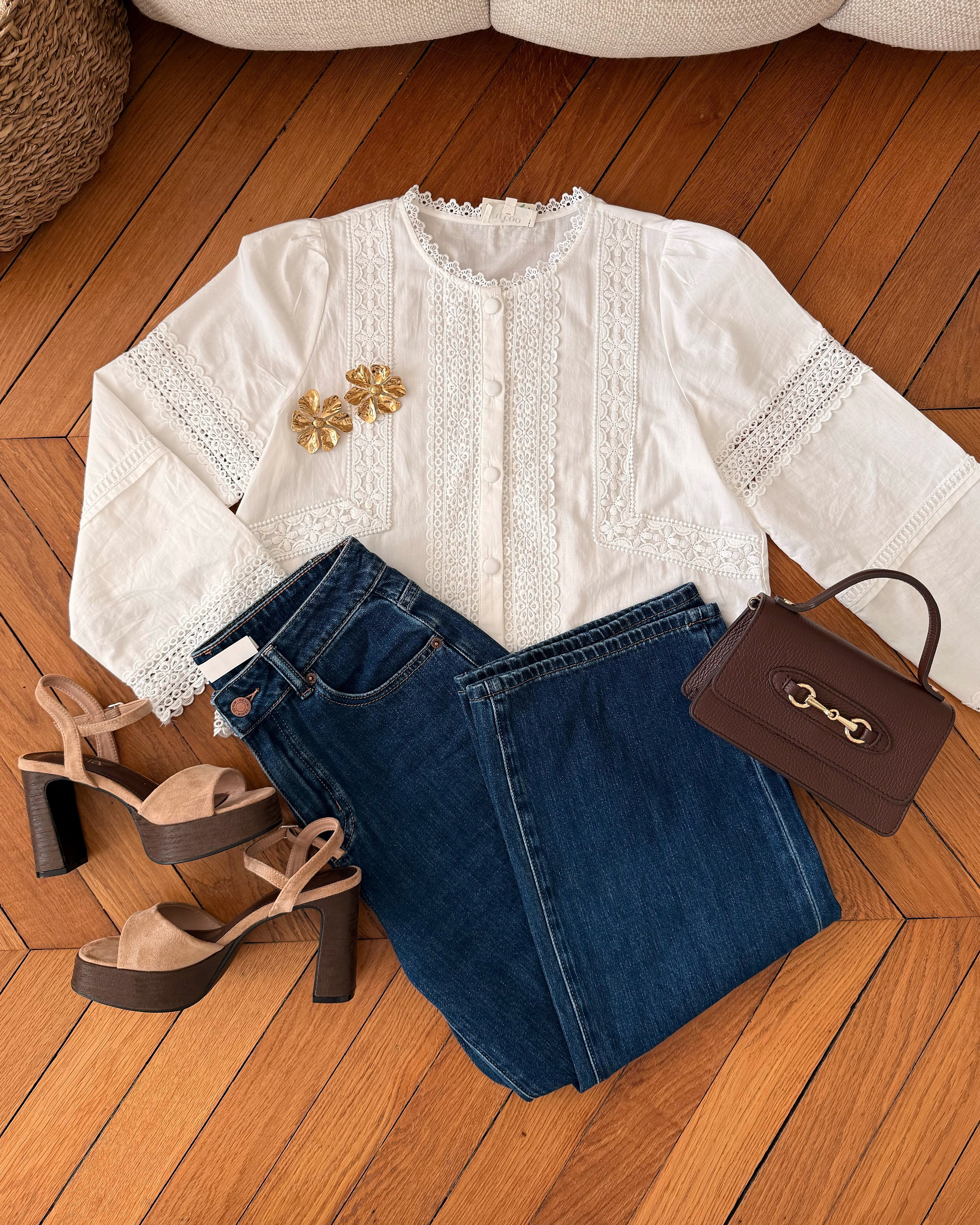 Jane - Geborduurde Blouse