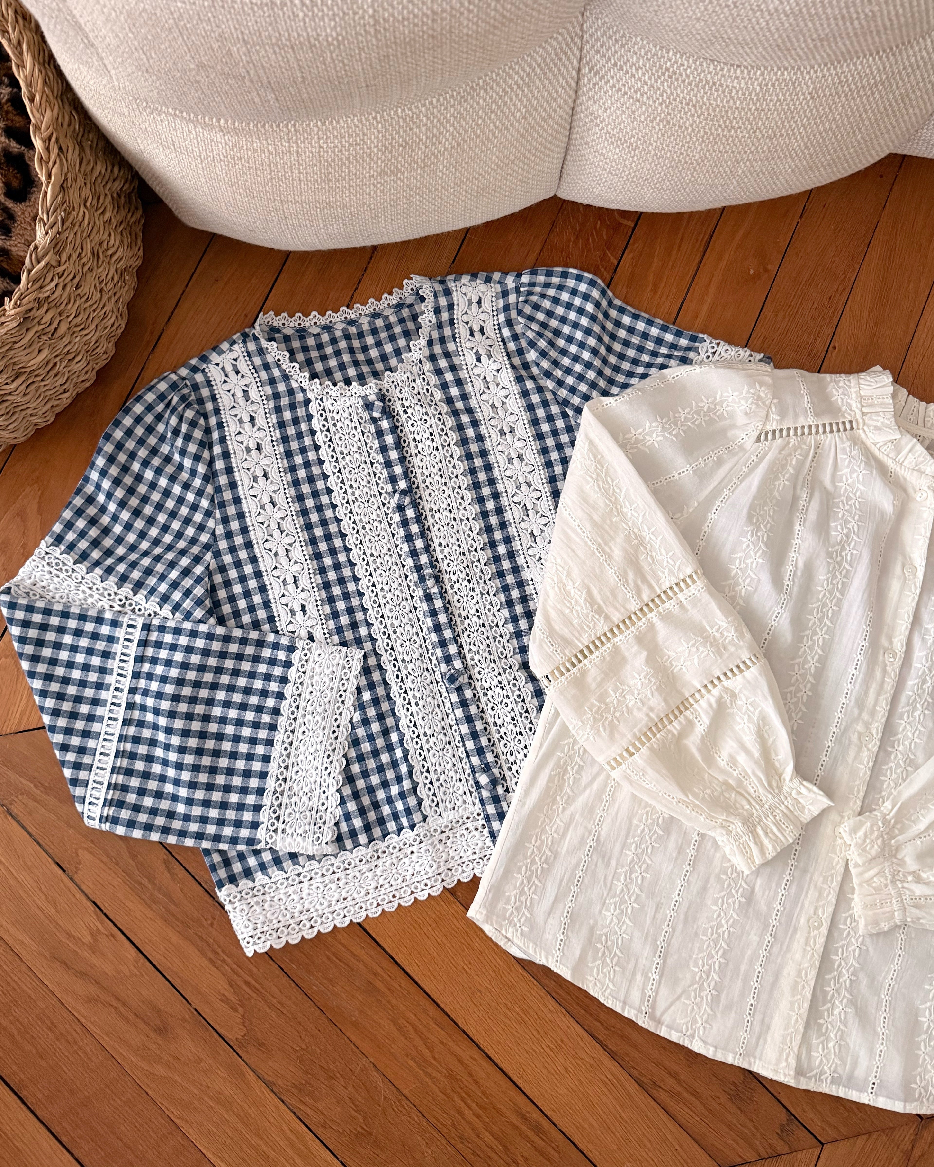 Esmee - Geboorduurde Vichy Blouse