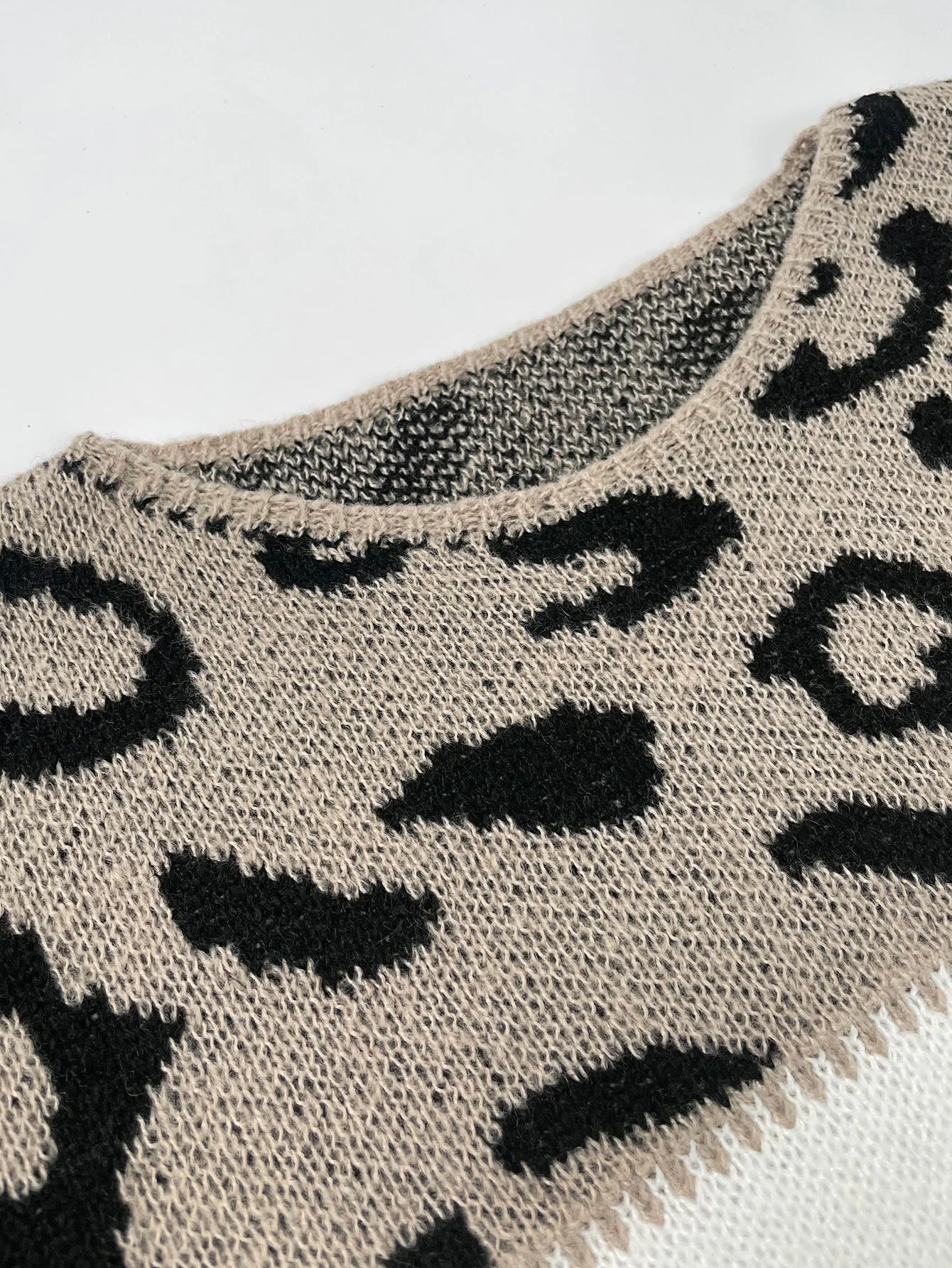 LindenBoutique® | Trui Met Luipaardprint